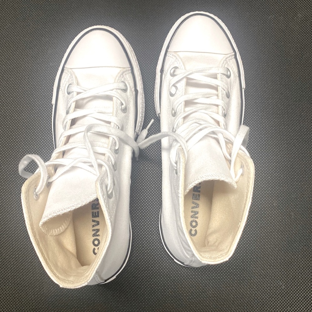 Converse Women's Chuck Taylor All Star Lift High Top Sneakers